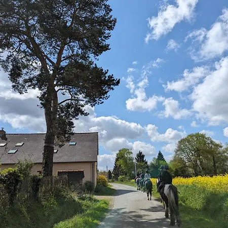 Un Cadre Fleuri Villa Cardroc Exterior photo