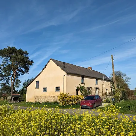 Un Cadre Fleuri Villa Cardroc Exterior photo